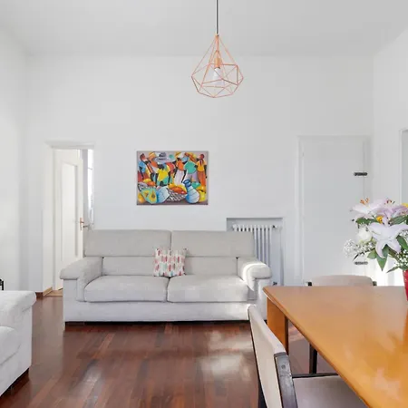 La Rossa Camelia Apartment