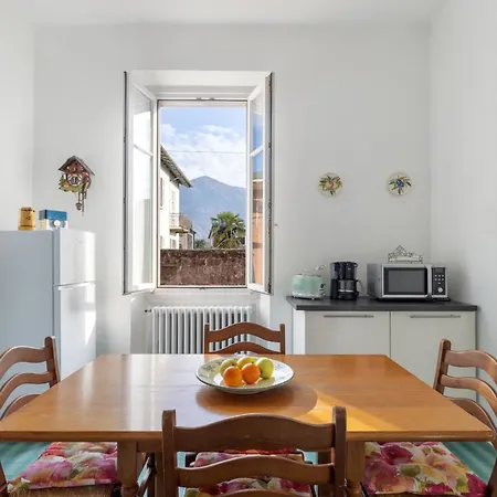 La Rossa Camelia Apartment *