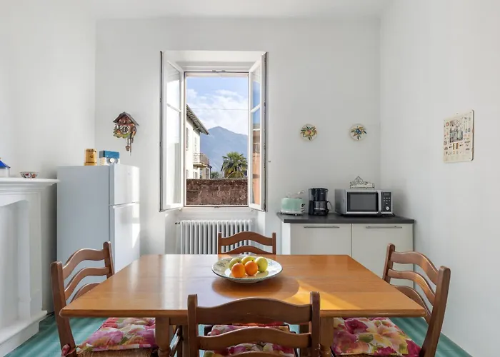 La Rossa Camelia Apartament *